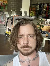 Mid-summer long hair struggle. : r/FierceFlow