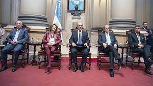 Corte suprema traslada a la fiscalía la investigación contra álvaro uribe vélez. Dok2vulaxcusum