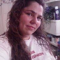 Shannon Clymer's Instagram, Twitter & Facebook