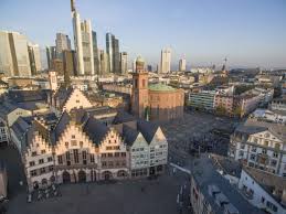 Später konzentrierte sie sich auf die vermögensverwaltung, ehe ab 1948 das kreditgeschäft dominierte. Frankfurt Bankenstadt Und Apfelwein Hochburg Darum Ist Die Mainmetropole Einen Besuch Wert Frankfurt