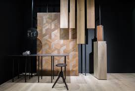 Ceramiche refin utilizza piastrelle in gres per ricreare l'impressione del marmo chiaro o scuro. Rivestimenti Effetto Legno 17 Tendenze Per Il Bagno