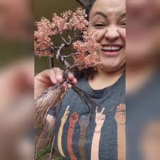 Elena Baxter (@baxterartistry)