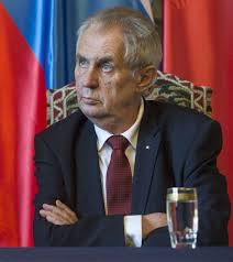 Get in touch with miloš zeman (@miloszemanvevo) — 999 answers, 132958 likes. Clen Hradni Straze Ma Covid 19 Vojaci Jdou Do Karanteny Milos Zeman Pry V Ohrozeni Neni Refresher Cz