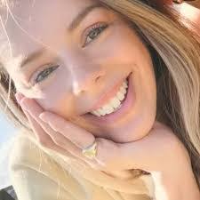 Ella Clifton's Instagram, Twitter & Facebook