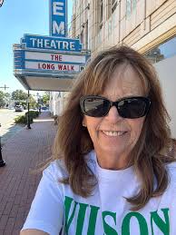 Closing tomorrow at Pennant Square and will be moving in steps😉 hopefully  in by 21st ( been 34 years since living in K-Town) Resident in CabCo since  (1972 as a nursing student).