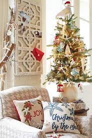 The entryway is the first place your guests will see as they walk into your home. 130 Decorating My Beach House At Christmas Ideas Beachy Christmas Beach Christmas Coastal Christmas