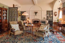 And since it's a craft room, this is the perfect opportunity to get creative! Icons William Morris The Father Of Arts Crafts