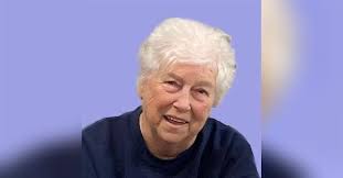 Barb Noll's Instagram, Twitter & Facebook