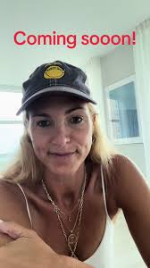 Danielle Monaro Surprise Elvis