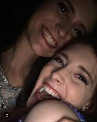 Heather Edelstein's Instagram, Twitter & Facebook