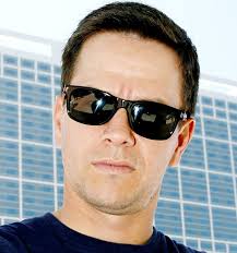 Mark Wahlberg Conservative Hairstyle Sunglasses And Black Shirt Mark Wahlberg Sunglasses Black Shirt