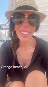 Donna Riser's Instagram, Twitter & Facebook