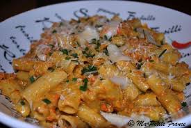 Rigatonis Aux Legumes Sauce Mascarpone Carottes Poivron Rouge Oignon Ail Champignons De Paris Mascarpone Parmesan Sauc Recettes De Cuisine Recette Plat