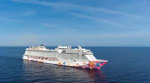 Titanic memang terbesar di masanya, namun saat ini sudah ada banyak kapal pesiar lain dengan ukuran yang jauh lebih besar. Indonesia Magnet Bagi Kapal Pesiar Mewah Berikut 5 Diantaranya Travel Tempo Co