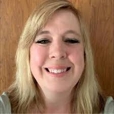 Leann Alexander's Instagram, Twitter & Facebook