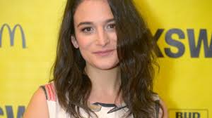Jenny Slate's delicate floral dress is the perfect '90s dress with a modern  twist