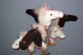 Bastelideen Kurz Anleitung Steckenpferd Selber Basteln Bild 1 Steckenpferd Basteln Selber Basteln Steckenpferd