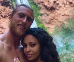 And, it was singing that got her into acting as she was discovered by an agent during her local singing. Marido De Vanessa Morgan Pediu Divorcio Um Mes Antes De Atriz Anunciar Gravidez Quem Quem News