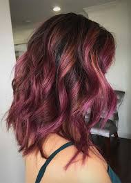 Sep 06, 2010 · le meches rosa o violette sono molto attuali sui capelli neri e sono perfette per una donna dall’anima rock e alternativa, alla quale piace osare, a partire dai propri capelli. Tonalita Di Capelli Scuri Neri Rossi E Castani 100 Foto E Idee