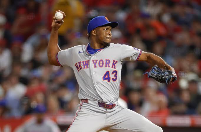 Breaking: Huascar Brazobán joins White Sox pen for minor-leaguers Gabe  Davis and Zach Franklin | South Side Sox