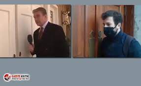 Sayın bezmenler, lütfen açar mısınız efendim kapıyı. Bogazici Ogrencilerinden Melih Bulu Ya Ugur Dundar Gondermesi Melih Bey Acar Misiniz Kapiyi