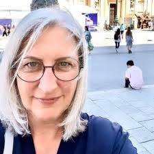 Sabrina Dick's Instagram, Twitter & Facebook