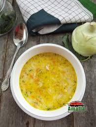 Se portioneaza pieptul de pui, se spala si se pune la fiert in apa cu putina sare. Ciorba De Gulii Cu Piept De Pui Cooking Recipes Recipes Cooking