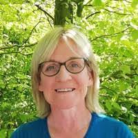 Catherine Stapleton's Instagram, Twitter & Facebook