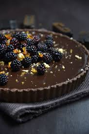 Dark Chocolate Tart With Blackberries And Hazelnut Praline Chocolate Tart Foodstyling Blackberries Chocolate Tart Desserts Eat Dessert
