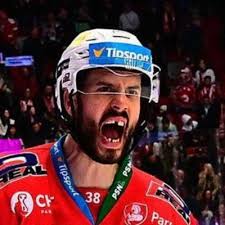 Daniel Schramm (@schramm_daniel)