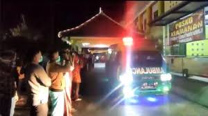 Silahkan untuk melakukan pendaftaran online melalui link halaman pengajuan lamaran berikut Perawat Rsud Pamekasan Meninggal Akibat Covid 19 Sempat Dirawat 7 Hari Bagian 1