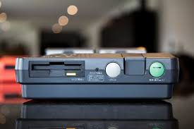 Résultat de recherche d'images pour "sharp twin famicom"