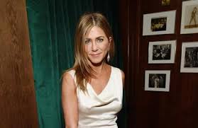 Anna kendrick & jennifer aniston (i.redd.it). Is Jennifer Aniston Adopting A Child Entertainment Insidenova Com