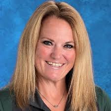 Jacquelyn Maitland (@Jacqmait)