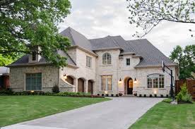 Stichter Ave Residence Hayes Signature Homes Dallas John Lively Associates With Images Traditional Exterior House Exterior Architecture