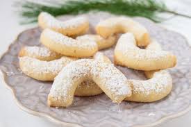 This traditional austrian cookie is made of a kind of shortbread dough and simply melts in your mount, filling it with nutty goodness. Vanilla Crescent Cookies Vanillekipferl Recipes From Europe