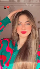 شنط سفر فيها خدوش بسيطة اووي هطلع الوحدة ب 200♥