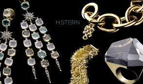Famous Jewelry Designers 15 Top Jewelry Designers Today Ajdc is committed to raising the awareness of the jewelry industry, the art community, the media and the consumer about the aesthetic value of artistic.