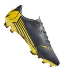 Check spelling or type a new query. Cr7 Fussballschuhe 2020 Welche Schuhe Tragt Ronaldo Fussball Deals De