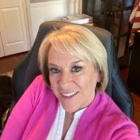 Melody Williams's Instagram, Twitter & Facebook