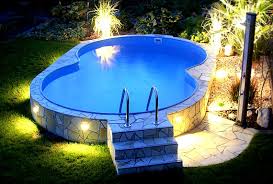 Abends Am Eigenen Pool Entspannen So Kann Das Aussehen Pool Gartenpool Swimming Pools Backyard Pool Pool Landscaping