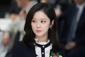 He suggests that they team up to exclusively sell houses that are haunted by vengeful spirits and lingering ghosts. Jang Nara May Become A Bratty Heiress In New Romantic Comedy