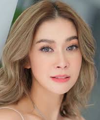 Amy Amika Klinpratoom (เอมี่ กลิ่นประทุม)