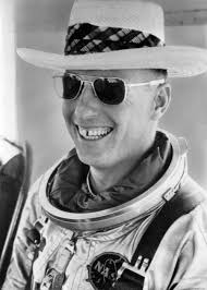 Um belo Pete Conrad para animar nosso dia!☀️