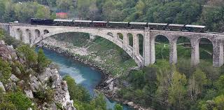 أين تقع علبة evap؟ وقت الاستحمام اصبح اكثر متعة التبخر انبعاث (evap) عليبة صمام تطهير الملف اللولبي هو تقع في ال علبة evap، فوق مؤخرة كاتم الصوت. Ø§Ù‡Ù… Ø§Ù„Ø§Ù…Ø§ÙƒÙ† ÙÙŠ Ù„ÙŠÙˆØ¨Ù„ÙŠØ§Ù†Ø§ Ø¹Ø§ØµÙ…Ø© Ø³Ù„ÙˆÙÙŠÙ†ÙŠØ§ Ø§Ù„Ù…Ø±Ø³Ø§Ù„