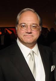 Executive pay still rising despite energy's downturn