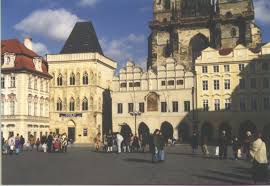 Entdecken sie 1.000 vielfältige ferienwohnungen und ferienhäuser für haus zur steinernen glocke, prag, die sich bestens für ihren urlaub eignen. Teynkirche Prag