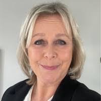 Marion Stumpf's Instagram, Twitter & Facebook