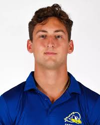 Football Hosts Sacred Heart for Parents and Family Weekend