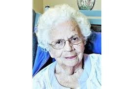 Elaine Steffen's Instagram, Twitter & Facebook